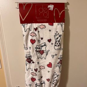 Cats in Love Throw Blanket